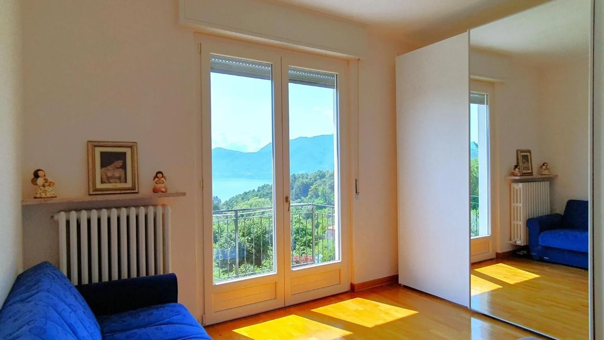 Villa With Enchanting Garden Overlooking The Lake Luino 0*,