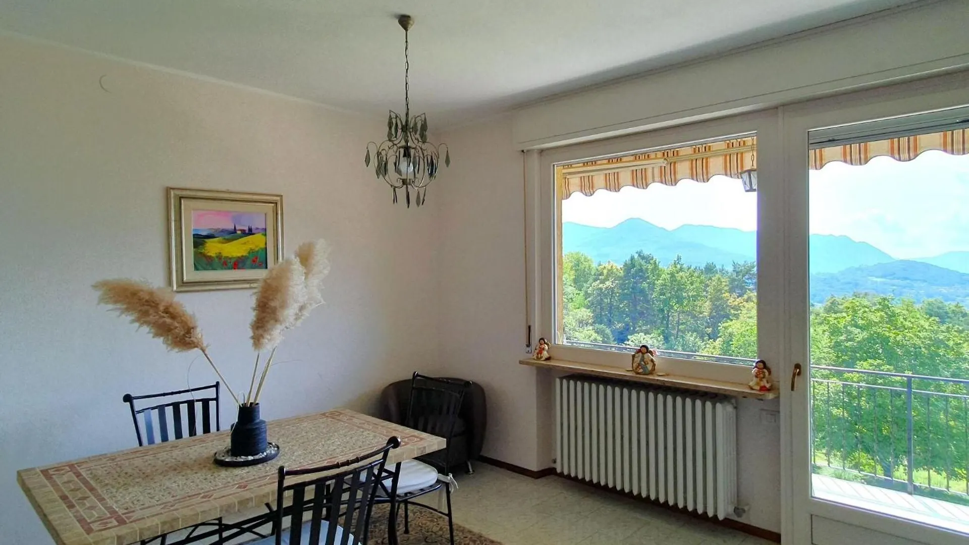 Holiday home Villa With Enchanting Garden Overlooking The Lake Luino